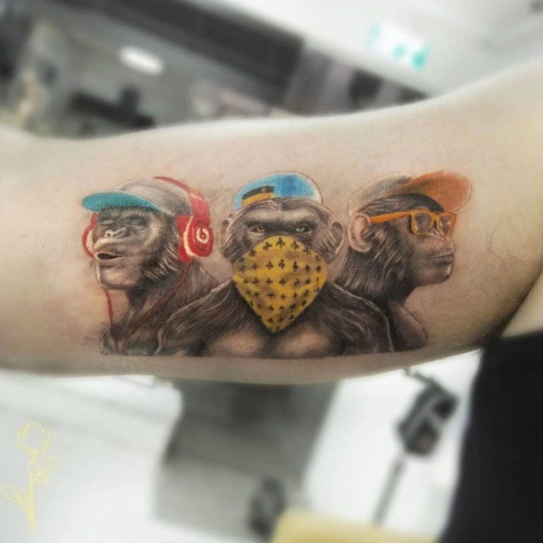 קעקוע 3 קופים שחור צבעוני