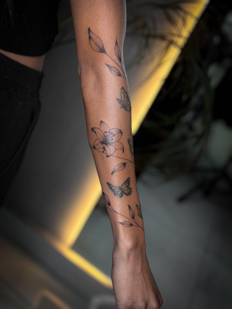 אלמוג טל - Mogiz Tattoo