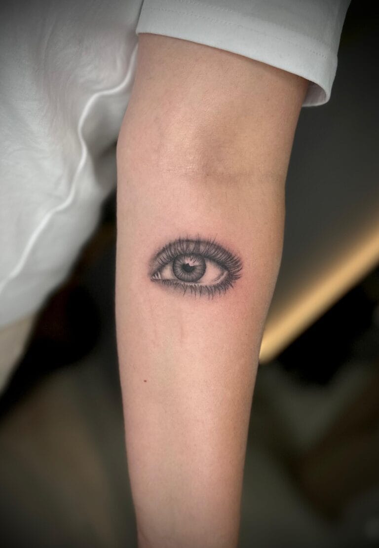 אלמוג טל - Mogiz Tattoo