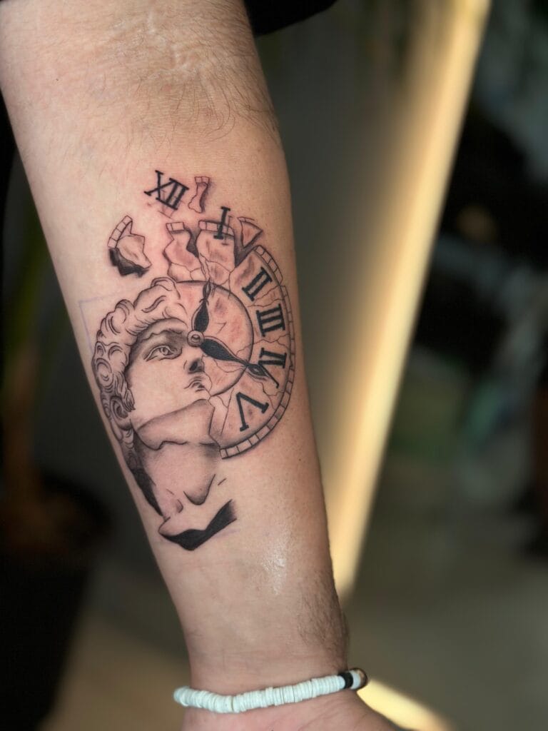 אלמוג טל - Mogiz Tattoo