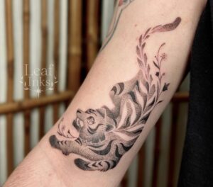 קעקוע של נמר שבוצע במסגרת קורס קעקועים באקדמיית מאמא אינק